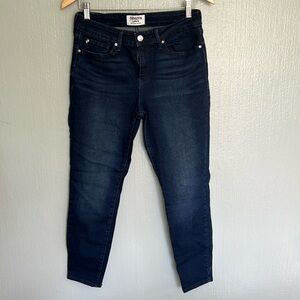 Women’s Denizen by Levi’s Jeans Size 6 skinny/stretchy